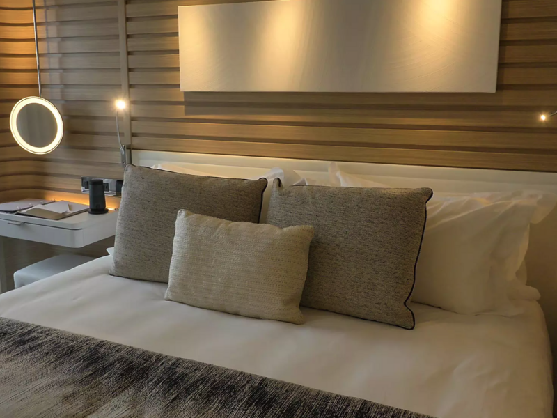 Deluxe Stateroom